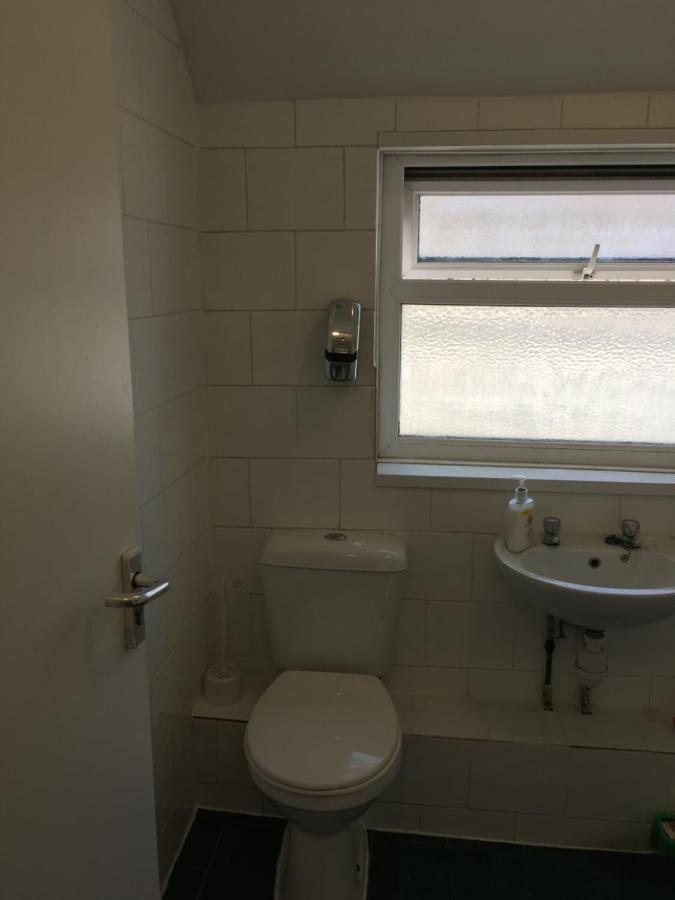 Budget Stay, Shared Guest House, R1 Mount Pleasant Hill Swansea Exterior photo